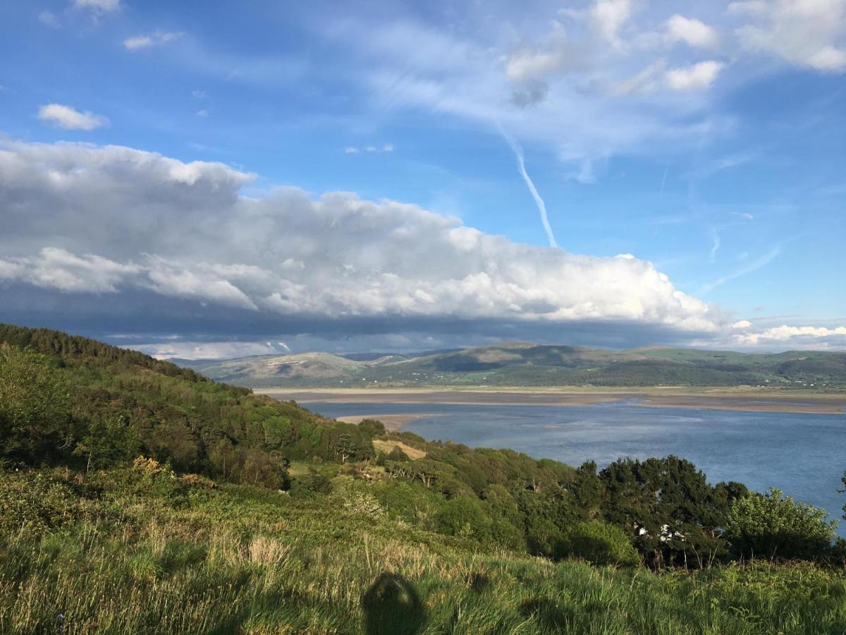 Beautiful Aberdovey Seafront Apartment 2 Aberdyfi Exterior foto